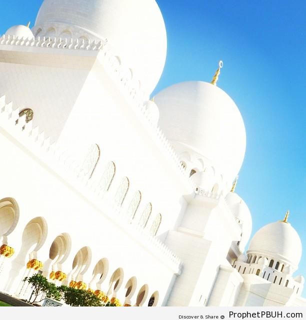 Abu Dhabi-s Grand Mosque - Abu Dhabi, United Arab Emirates
