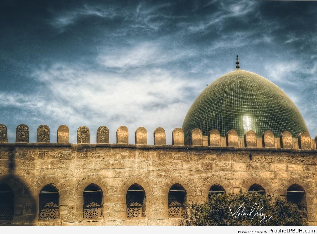 Green Dome of Cairo Mosque - Cairo, Egypt -Picture