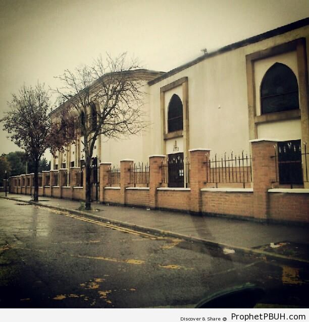 Hounslow Jamia Masjid and Islamic Centre in London, England - England