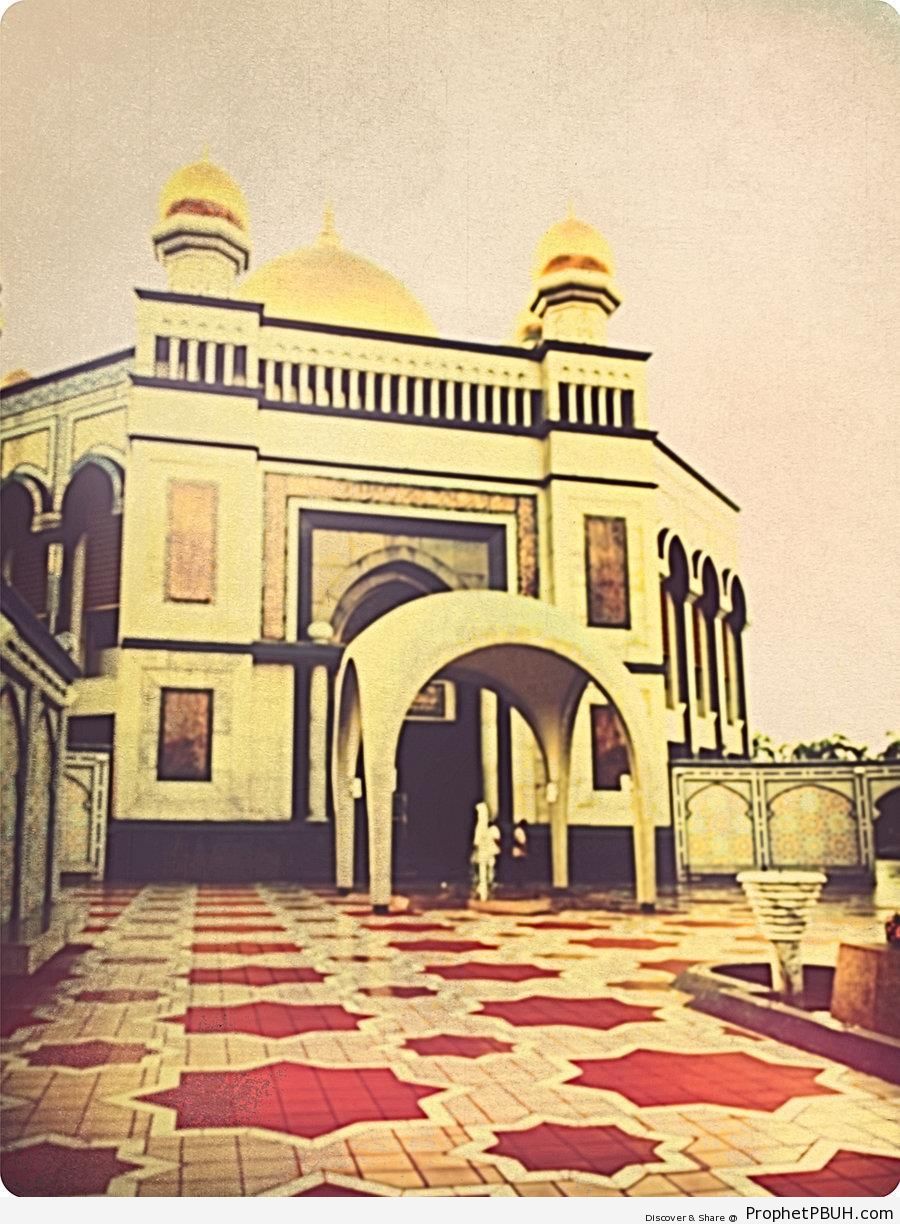 Jame-asr Hassanil Bolkiah Mosque in Bandar Seri Begawan, Brunei - Bandar Seri Begawan, Brunei -Picture
