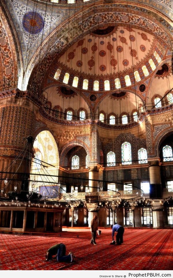 Man Making Sujood Inside Sultan Ahmed Mosque (Istanbul, Turkey) - Islamic Architecture