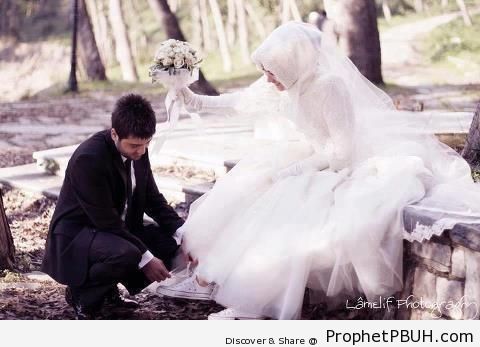 Man Tying His Wife-s Shoelace - Muslimah Photos (Girls and Women & Hijab Photos)