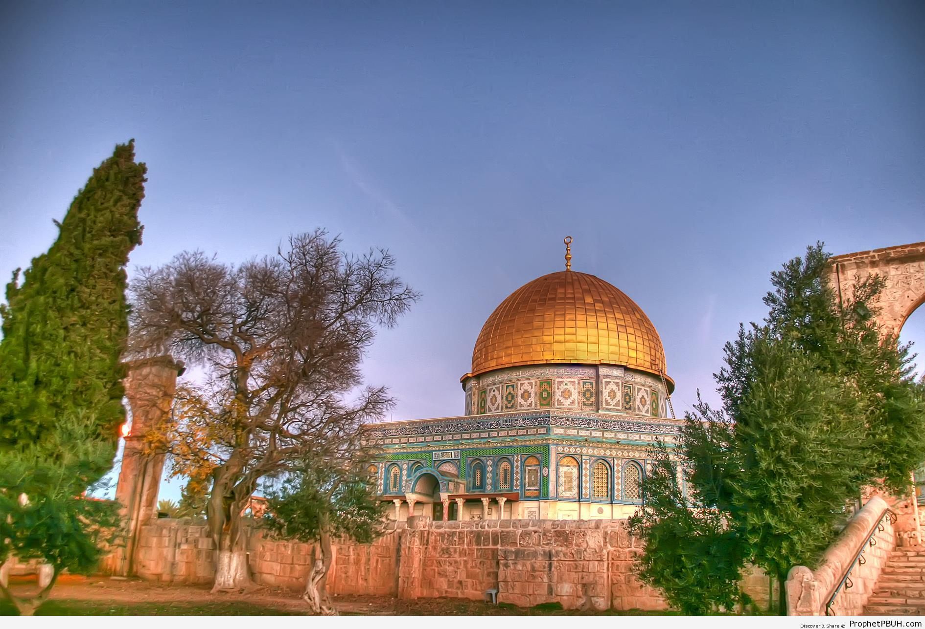 Masjid Qubbat asSakhrah (Dome of the Rock Mosque) From Behind Trees at