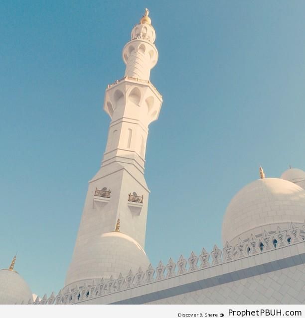 Minaret at Sheikh Zayed Grand Mosque, Abu Dhabi - Abu Dhabi, United Arab Emirates -002