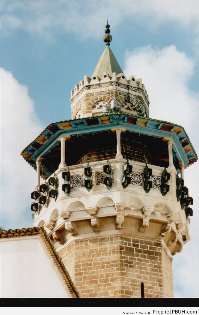 Minaret of Youssef Dey Mosque in Tunis, Tunisia - Photos of Minarets -Picture
