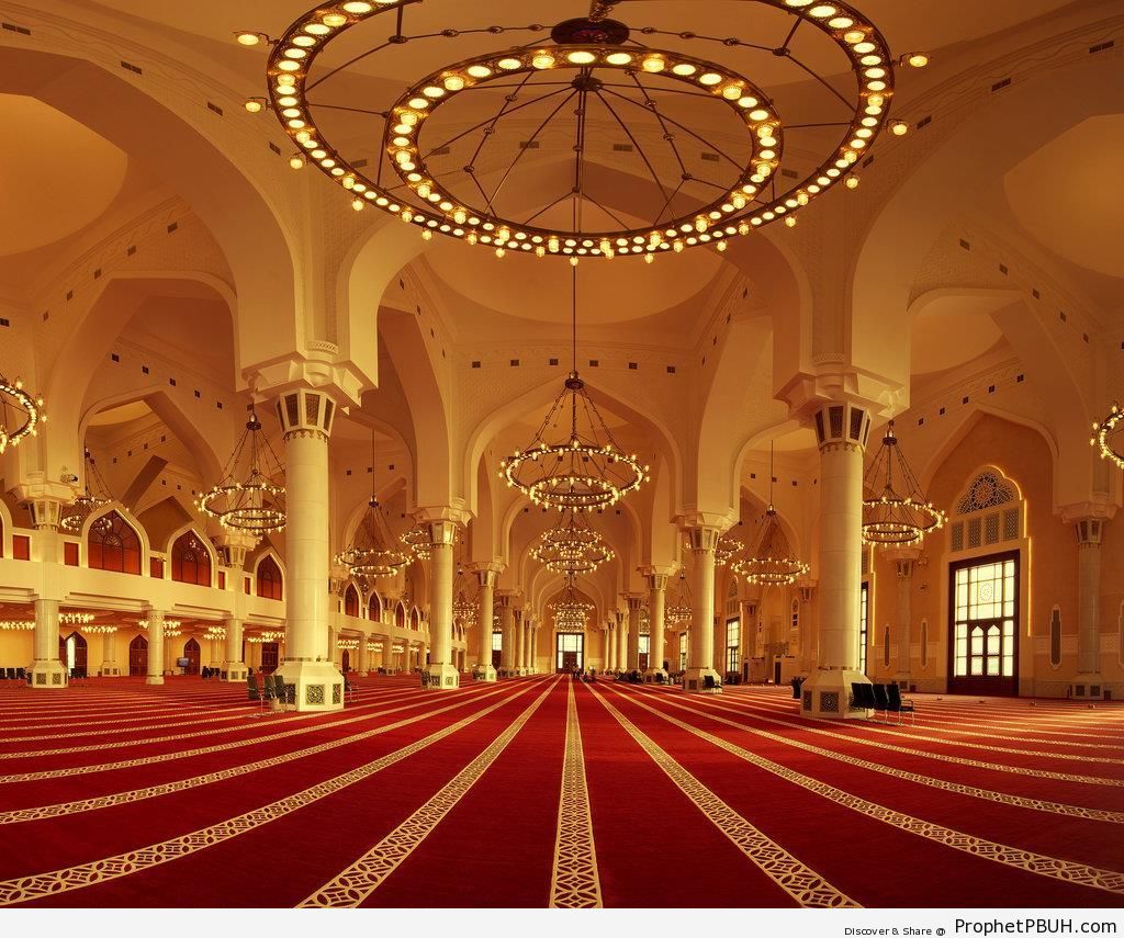 Panorama, Inside Qatar State Mosque - Doha, Qatar -Picture