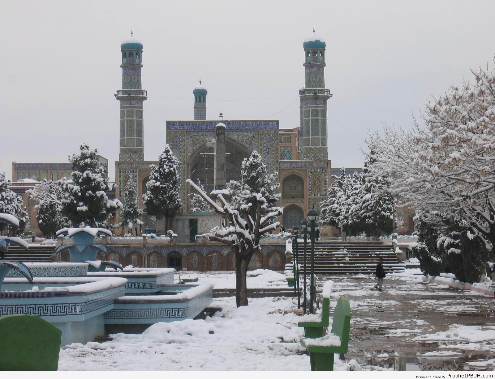 Photo of the Friday Mosque of Herat on a Snowy Day - Afghanistan Islamic Architecture -Picture