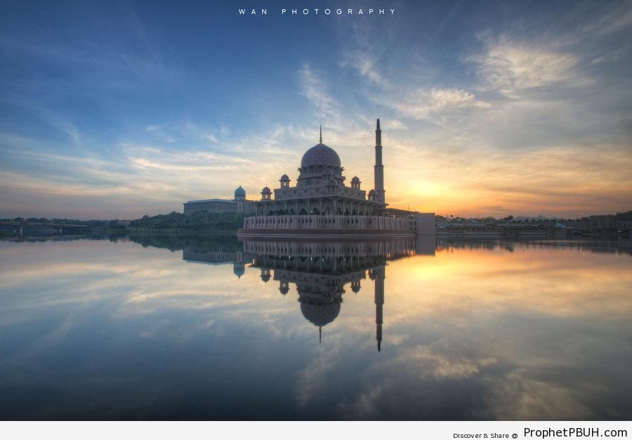 Putra Mosque Sunset (Putrajaya, Malaysia) - Islamic Architecture -Picture