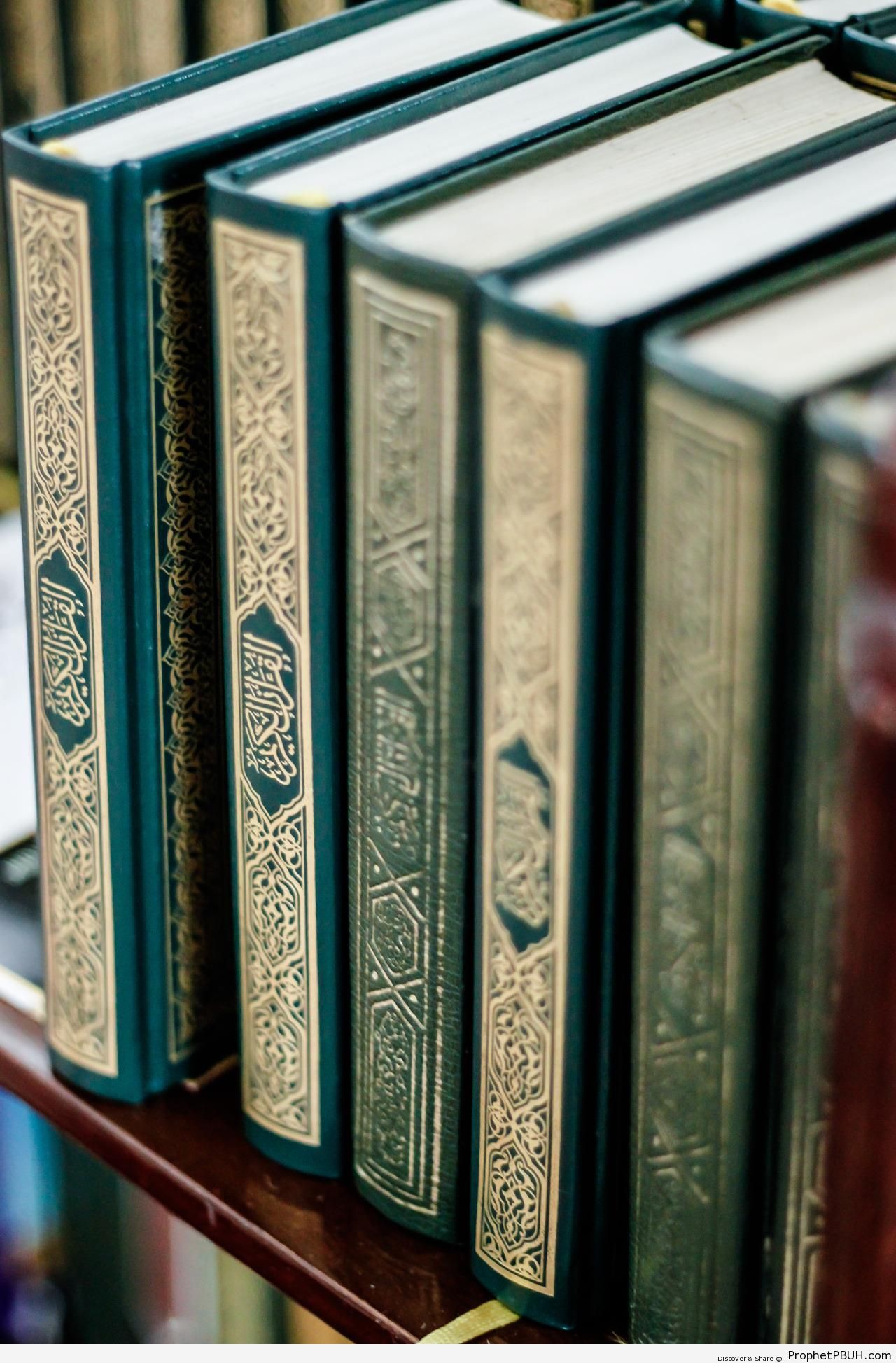Quran Books on Shelf - Mushaf Photos (Books of Quran) 
