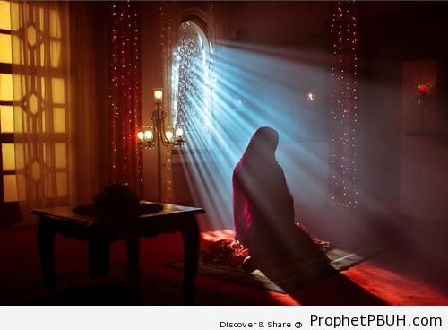 Rays of Light on Muslimah in Prayer - Muslimah Photos (Girls and Women & Hijab Photos)