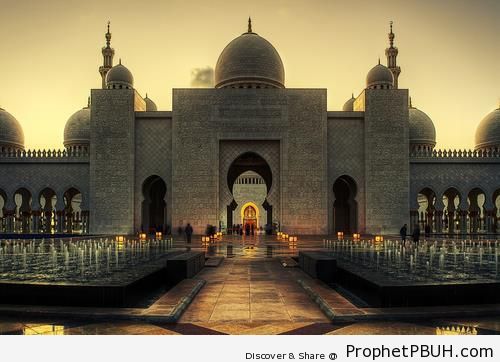 Sheikh Zayed Grand Mosque (Abu Dhabi, United Arab Emirates) - Abu Dhabi, United Arab Emirates
