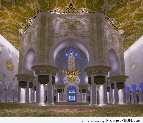 The Main Prayer Hall of Sheikh Zayed Grand Mosque in Abu Dhabi, United Arab Emirates - Abu Dhabi, United Arab Emirates