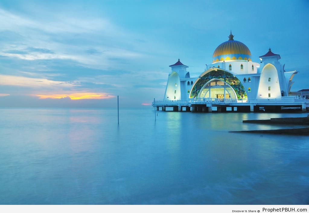 The Malacca Straits Mosque in Malacca Island, Malaysia - Islamic Architecture -Picture