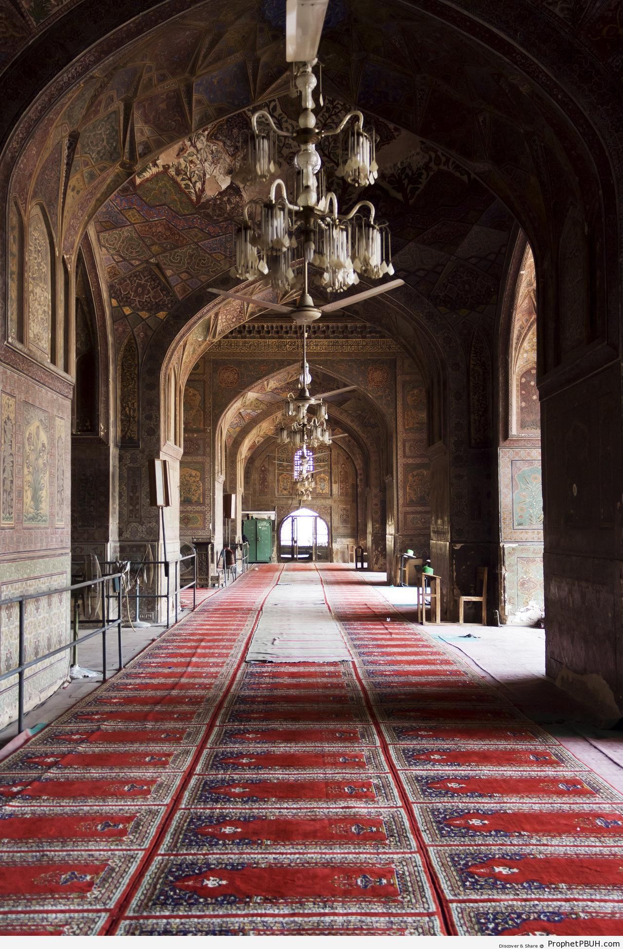 Wazir Khan Mosque in Lahore, Pakistan - Islamic Architecture -005