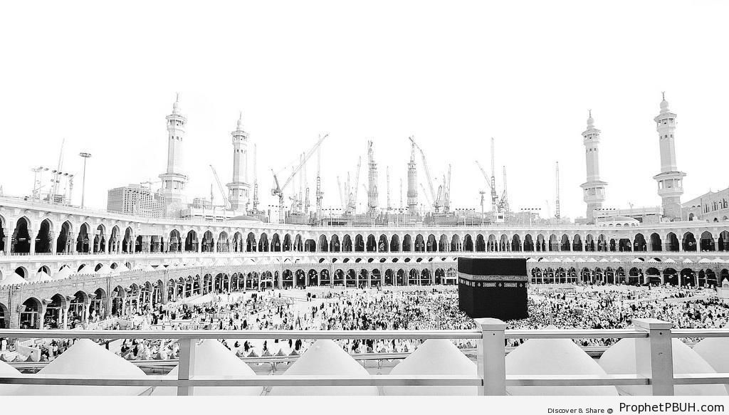 Wide View of Masjid al-Haram - al-Masjid al-Haram in Makkah, Saudi Arabia -Picture