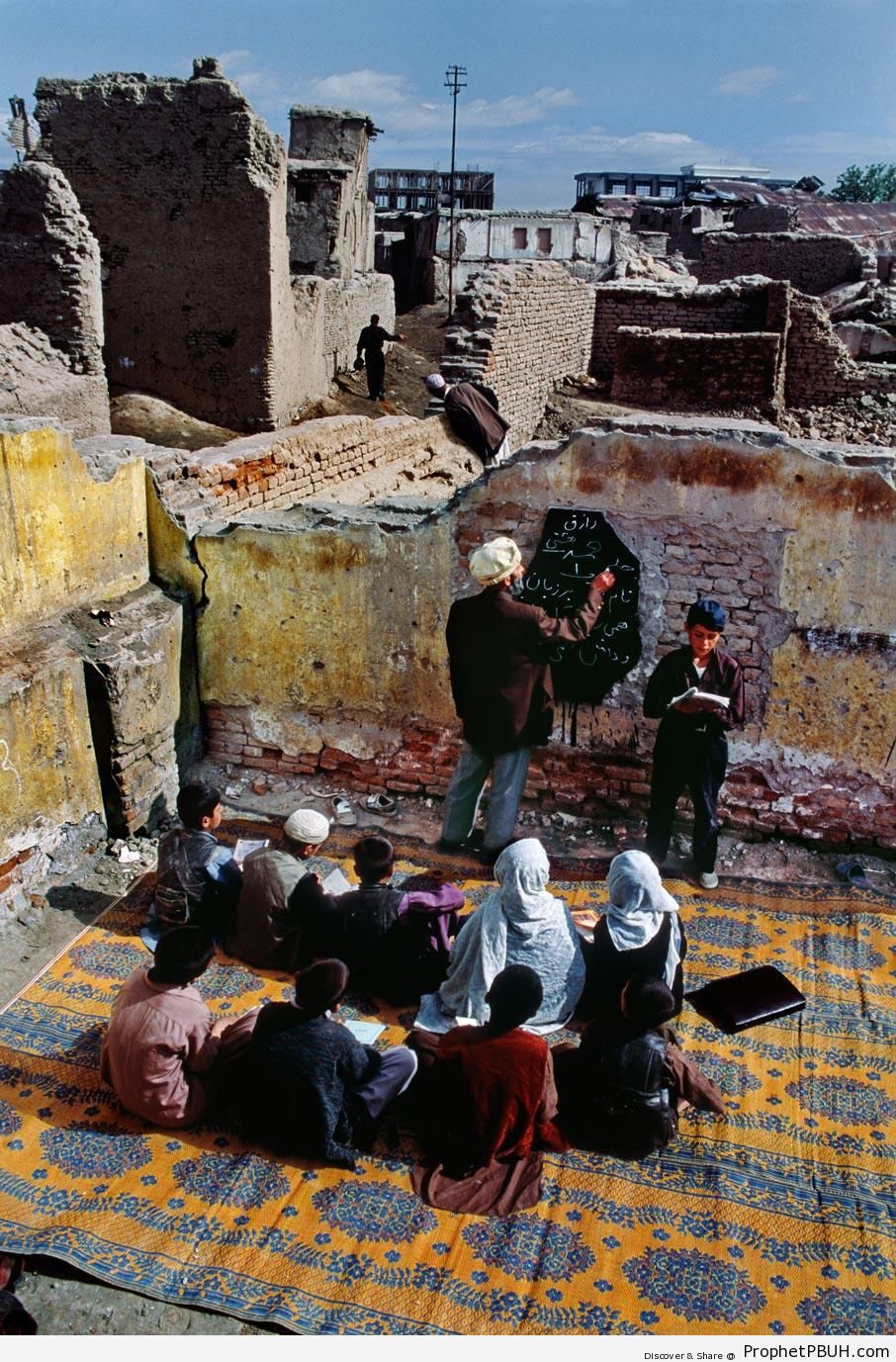 Afghan Children Attending Class in Ruins (Kabul, Afghanistan) - Muslimah Photos (Girls and Women & Hijab Photos) -