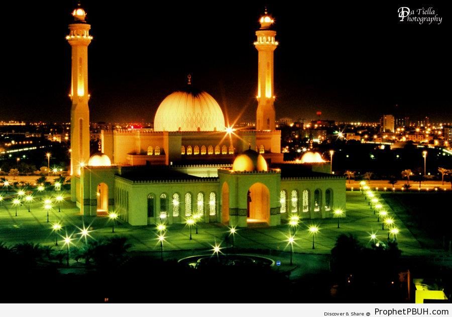 Al-Fateh Grand Mosque in Bahrain - Al-Fateh Grand Mosque in Manama, Bahrain -Picture