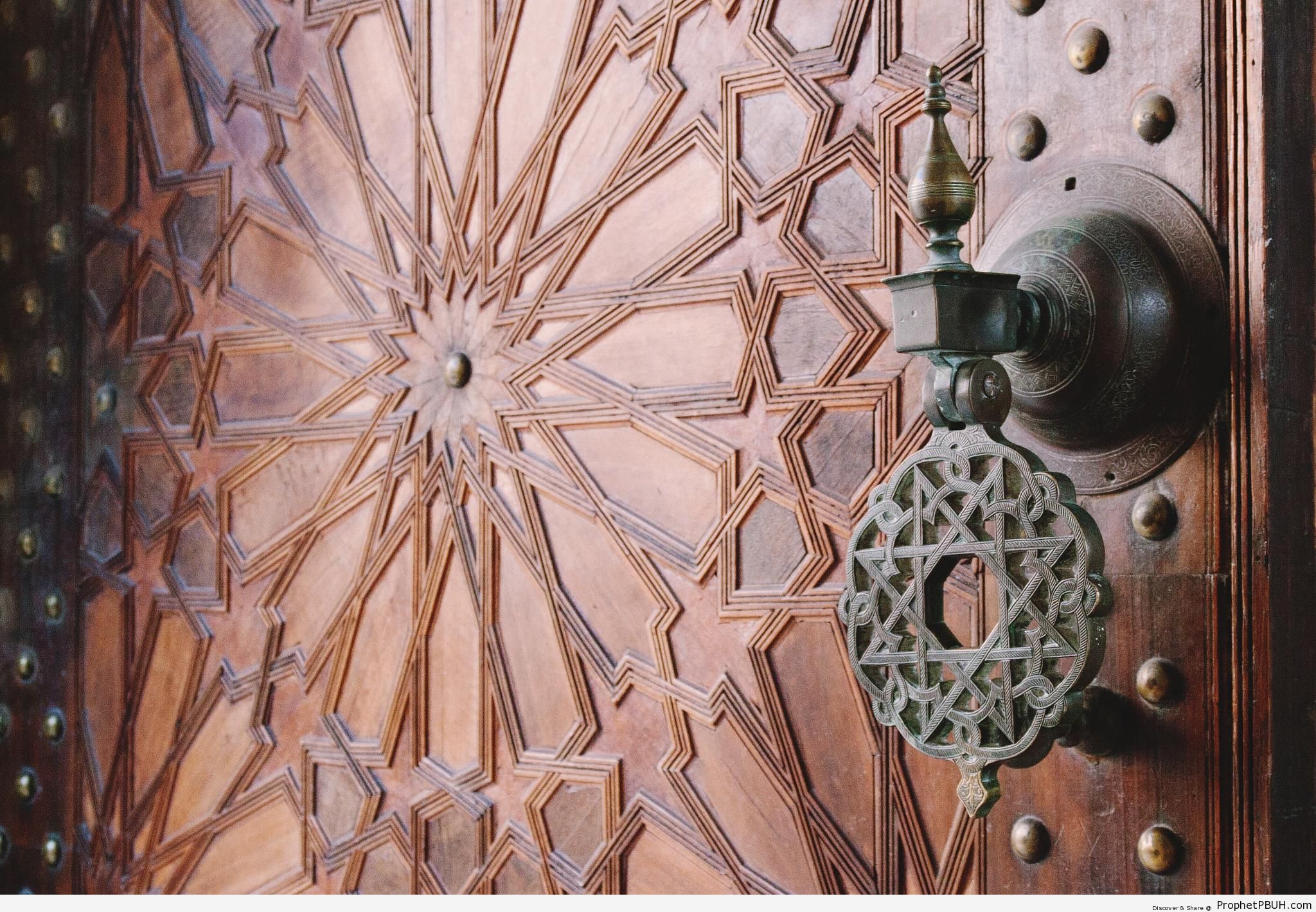 Arabesque (Islamic Decoration) on Door at Paris Great Mosque - Doors -Picture