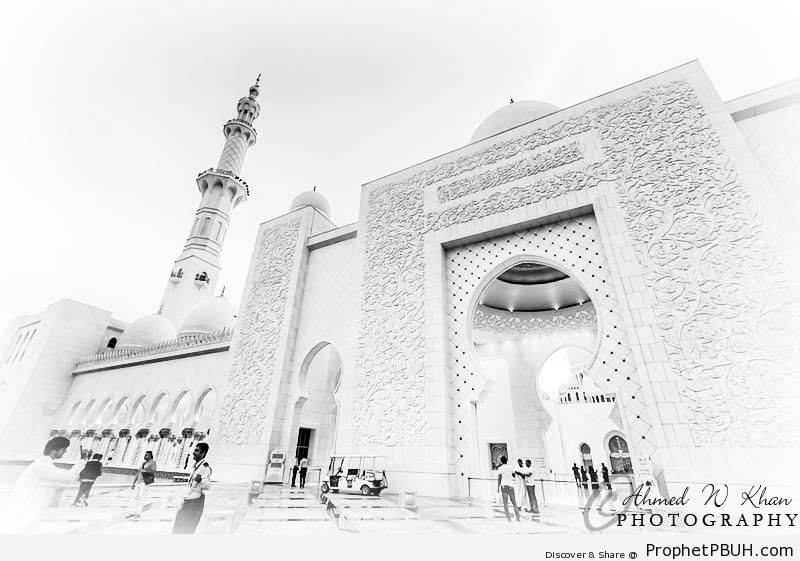Black and White Photo of Sheikh Zayed Grand Mosque in Abu Dhabi, the UAE - Abu Dhabi, United Arab Emirates -Picture