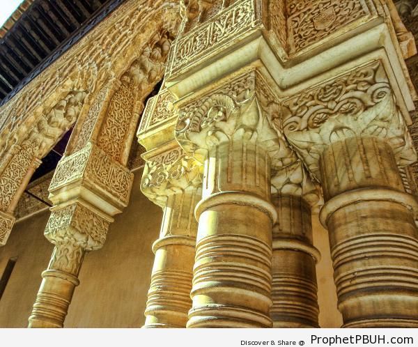 Columns with Islamic Decoration - Columns and Pillars