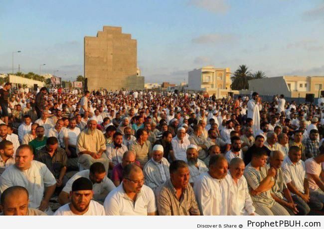 Eid al-Fitr 1433 Salah in Tunisia - Photos