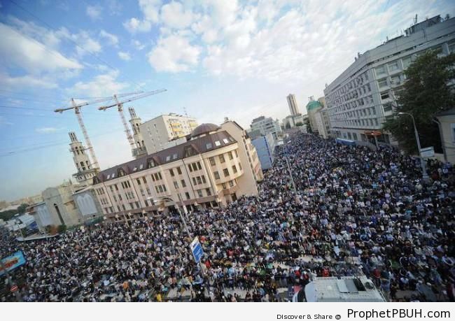 Eid al-Fitr 2012 Prayers in Moscow, Russia - Photos