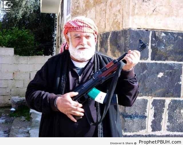 Elderly Free Syrian Fighter - Syrian Revolution