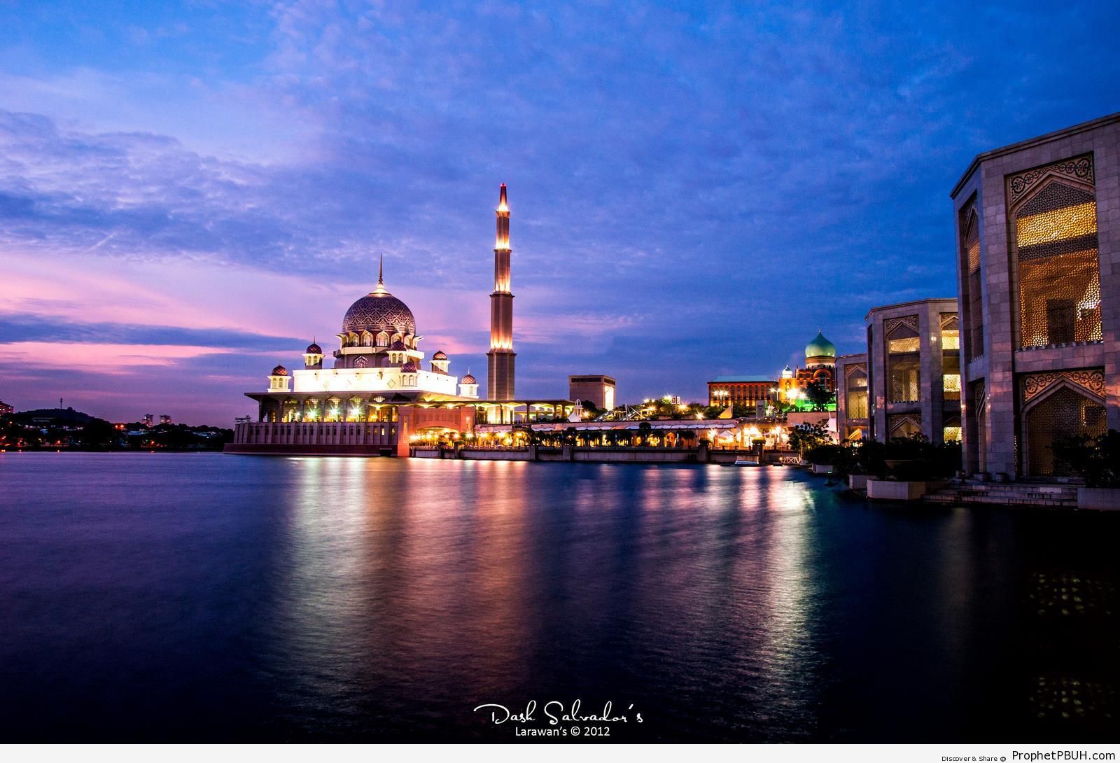 Evening Putra Mosque - Islamic Architecture -Picture