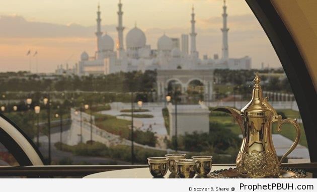Faraway View of Sheikh Zayed Grand Mosque (Abu Dhabi, UAE) - Abu Dhabi, United Arab Emirates
