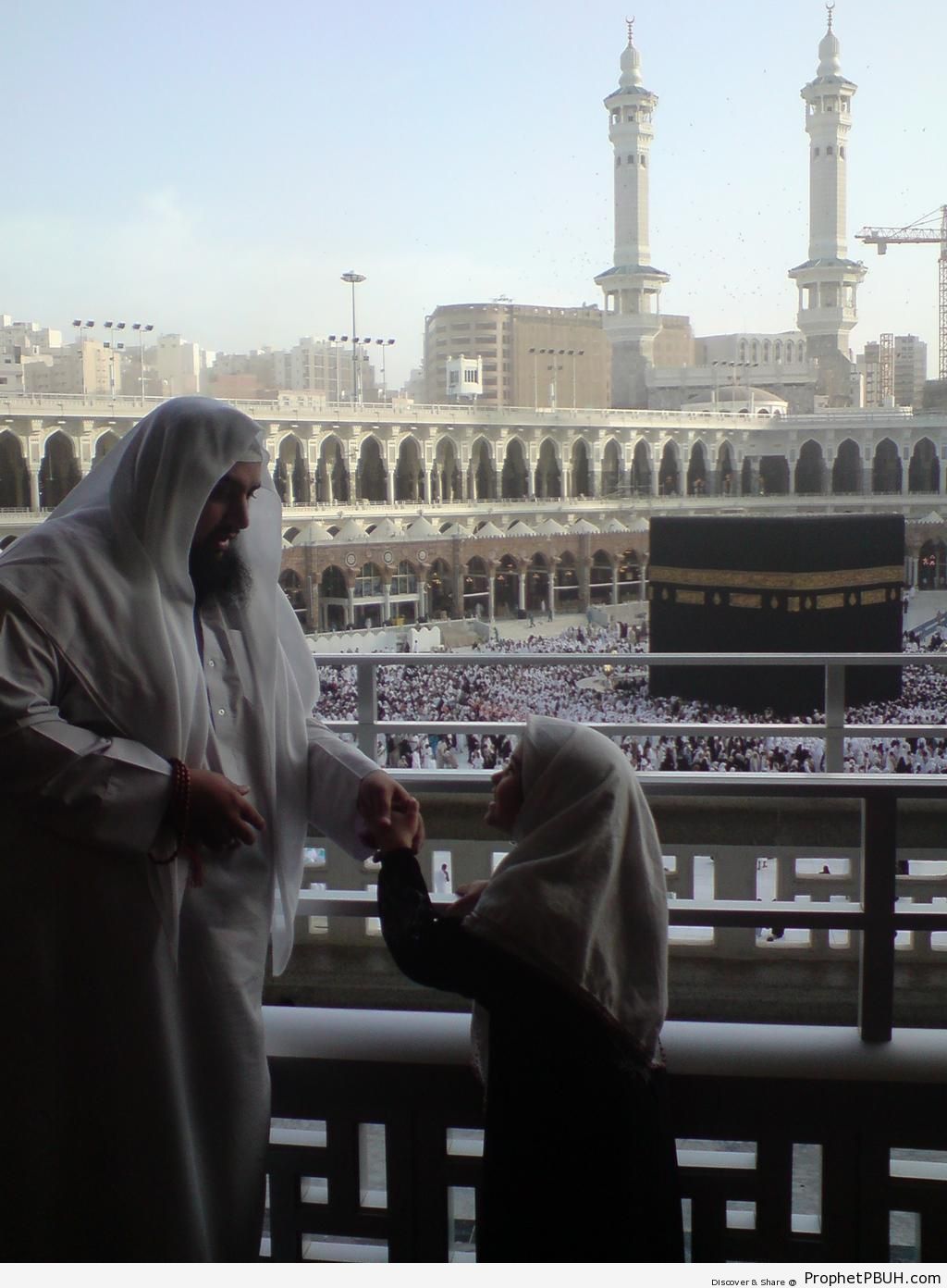 Father and Daughter at Masjid al-Haram in Makkah - al-Masjid al-Haram in Makkah, Saudi Arabia -Picture