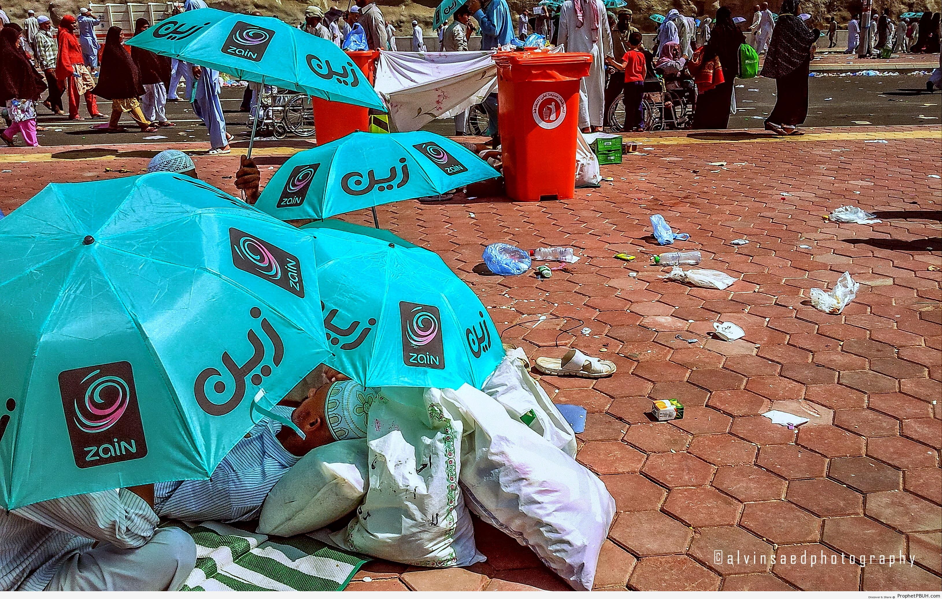 Improvised Tent During Haj - Photos -