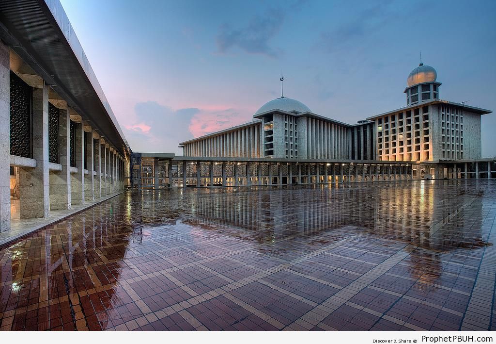 Istiqlal Mosque Courtyard Reflection in Jakarta, Indonesia - Indonesia -Picture
