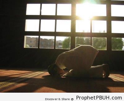 Man Praying & Sun Rays - Photos