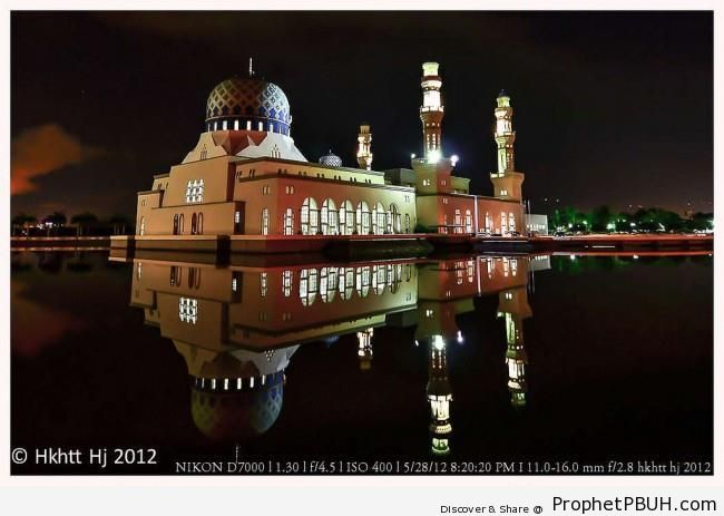 Masjid Bandaraya at Night (Sabah, Malaysia) - Islamic Architecture