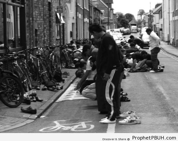 Men Praying Friday Prayers on the Street - Islamic Black and White Photos