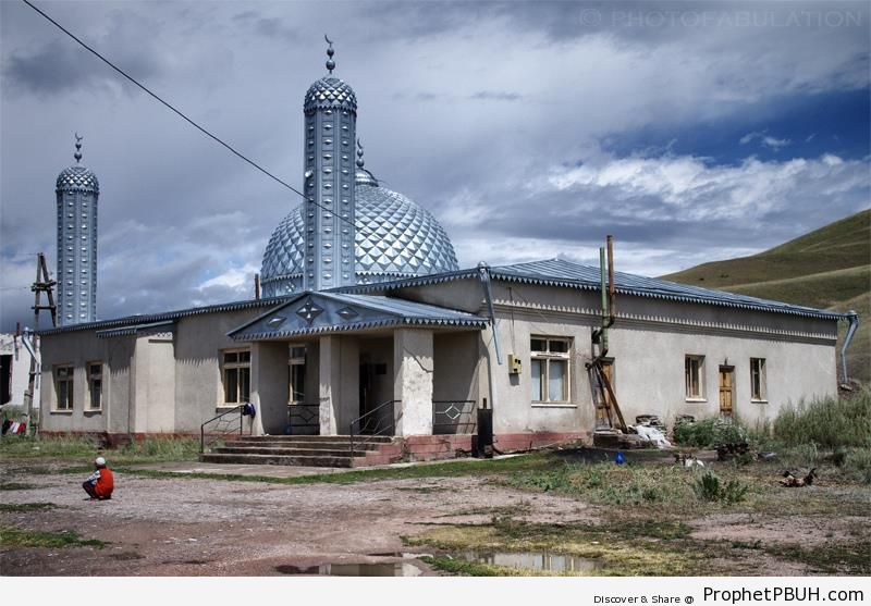 Mosque in Kyrgyzstan - Islamic Architecture -Picture