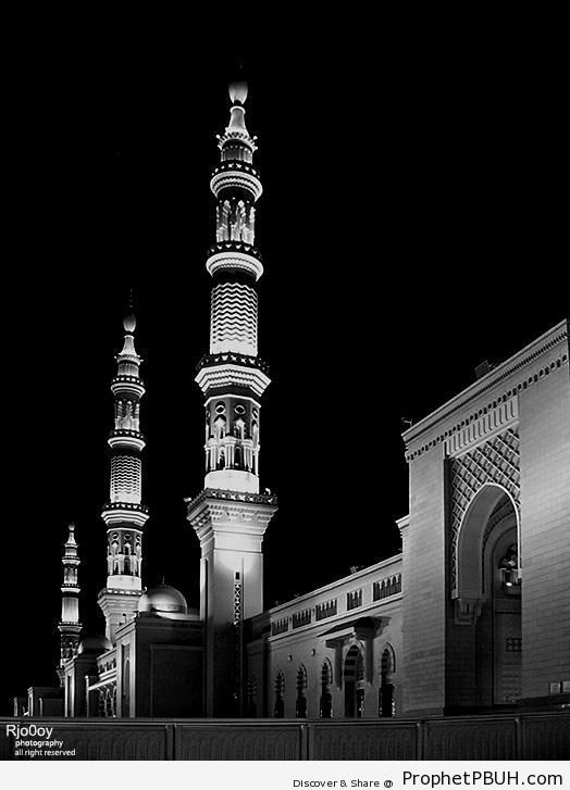 Mosque of the Prophet (Madinah) - Al-Masjid an-Nabawi (The Prophets Mosque) in Madinah, Saudi Arabia -002