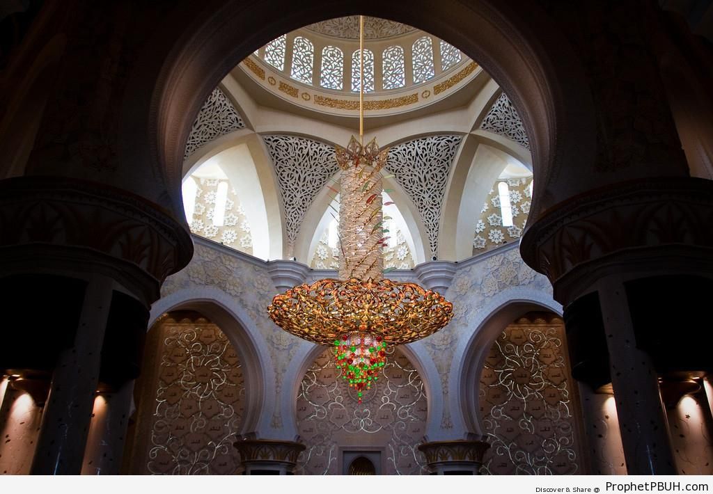 Musalla Dome at Sheikh Zayed Grand Mosque, Abu Dhabi - Abu Dhabi, United Arab Emirates -Picture