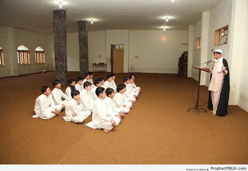 Muslim Boys Memorizing Quran - Islamic Architecture 