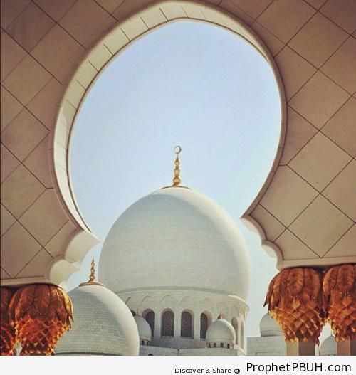 Photo of Main Dome at Sheikh Zayed Grand Mosque in Abu Dhabi - Abu Dhabi, United Arab Emirates