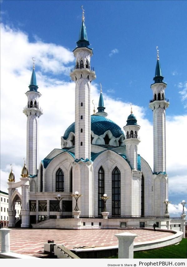Qolsharif Mosque - Islamic Architecture