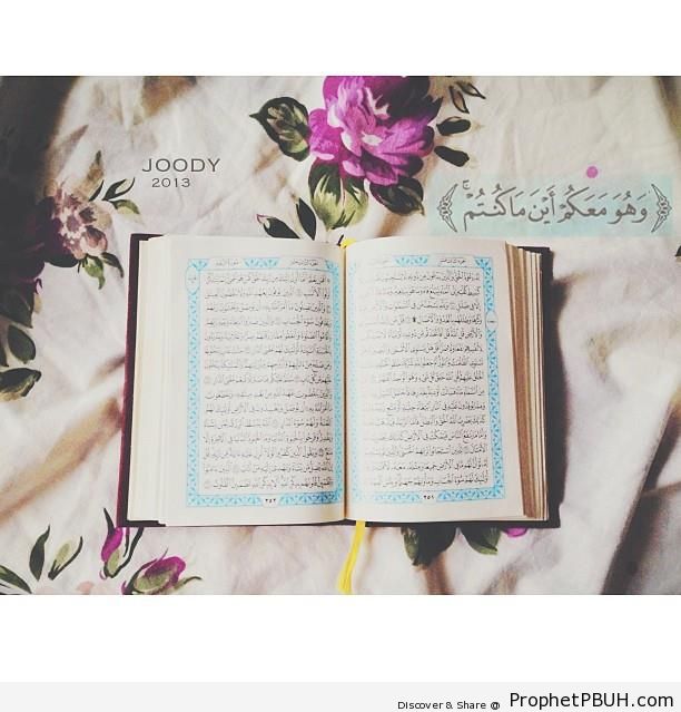 Quran 57-4 - Surat al-Hadid - Mushaf Photos (Books of Quran)