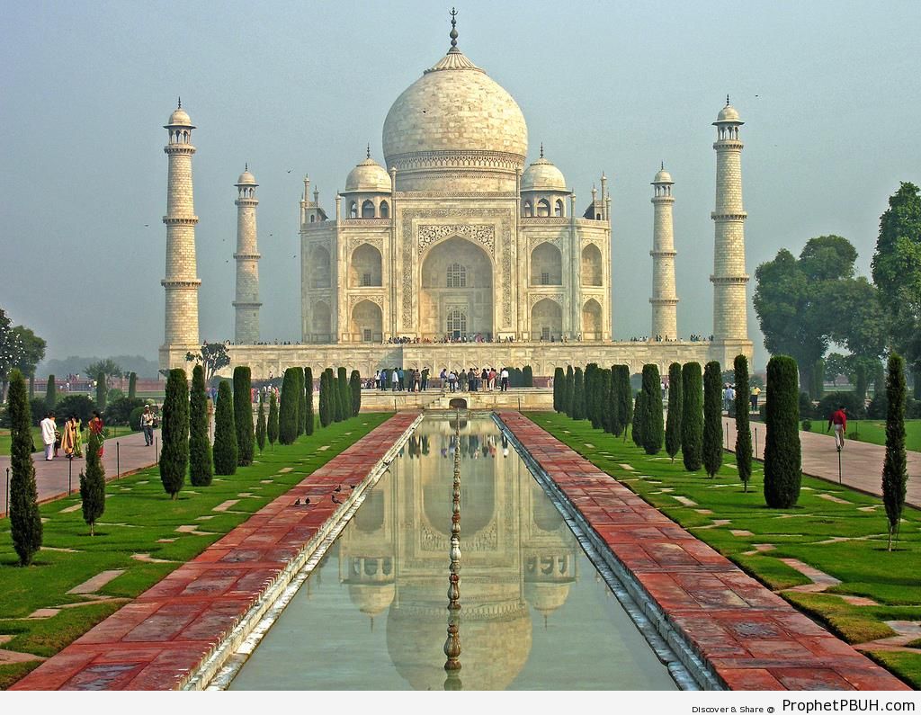 Shot of Taj Mahal With Slight Distance Haze - Agra, India 