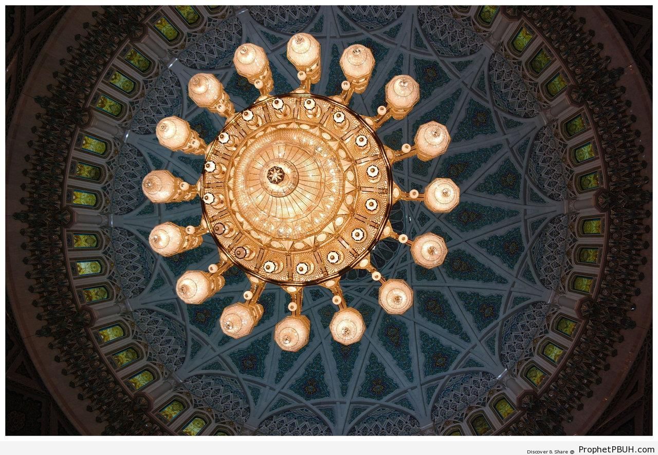 Sultan Qaboos Grand Mosque Chandelier and Dome Interior (Muscat, Oman) - Islamic Architecture -Picture