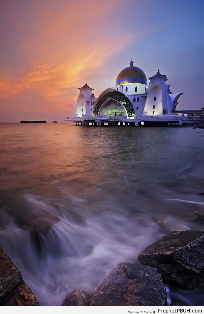 The Malacca Straits Mosque on Malacca Island, Malaysia - Malacca Island, Malaysia -Picture