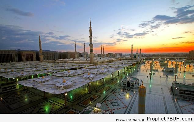 The Prophet-s Mosque at Twilight (Madinah, Saudi Arabia) - Al-Masjid an-Nabawi (The Prophets Mosque) in Madinah, Saudi Arabia