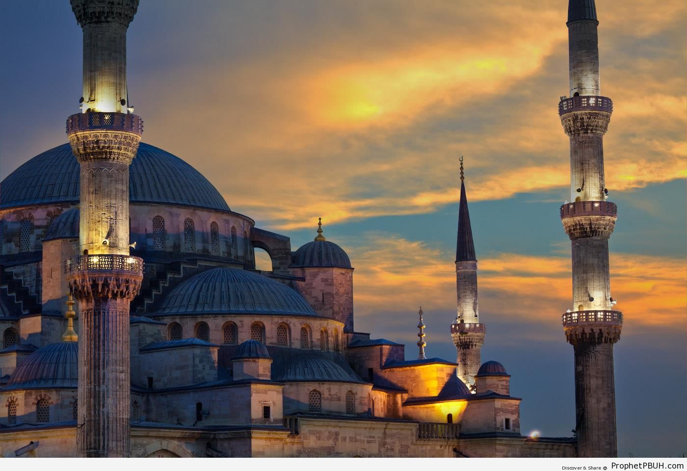 The Sultan Ahmed Blue Mosque in Istanbul, Turkey at Dusk - Islamic Architecture -Picture