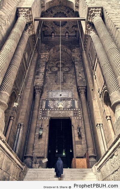 Woman Walking to Mosque Entrance (Cairo, Egypt) - Cairo, Egypt