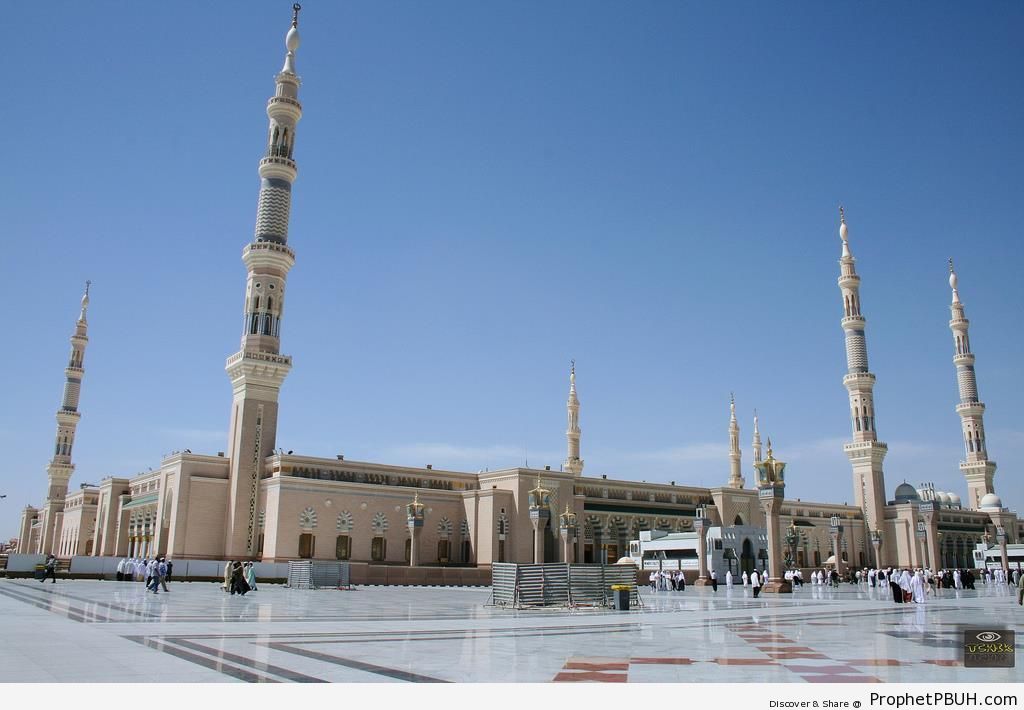World-s Second Largest Mosque - Al-Masjid an-Nabawi (The Prophets Mosque) in Madinah, Saudi Arabia -Picture