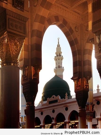 al-Masjid an-Nabawi (Madinah) - Al-Masjid an-Nabawi (The Prophets Mosque) in Madinah, Saudi Arabia